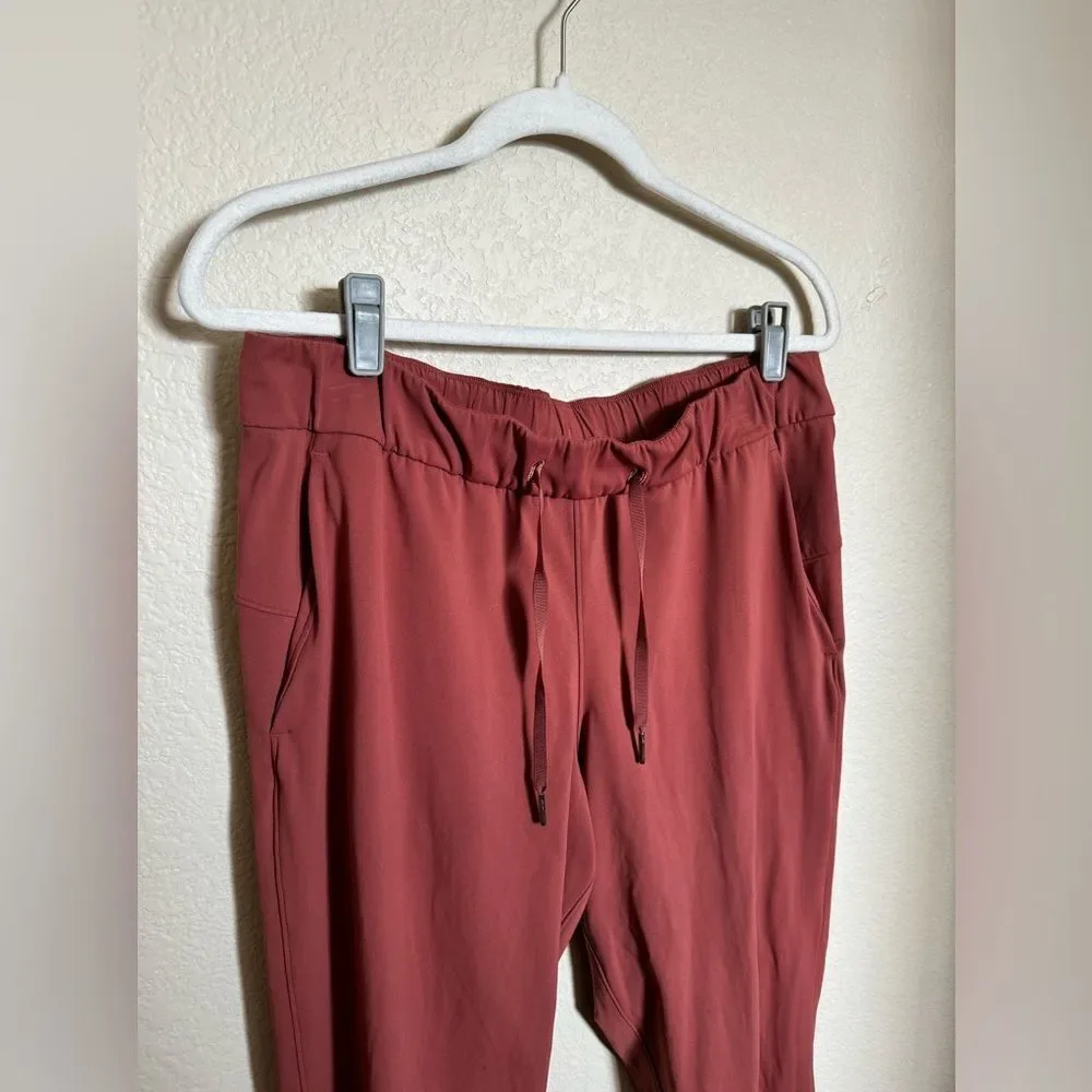 Lululemon On The Fly 7/8 Pant Chianti Size 10 Full On‎ Luxtreme